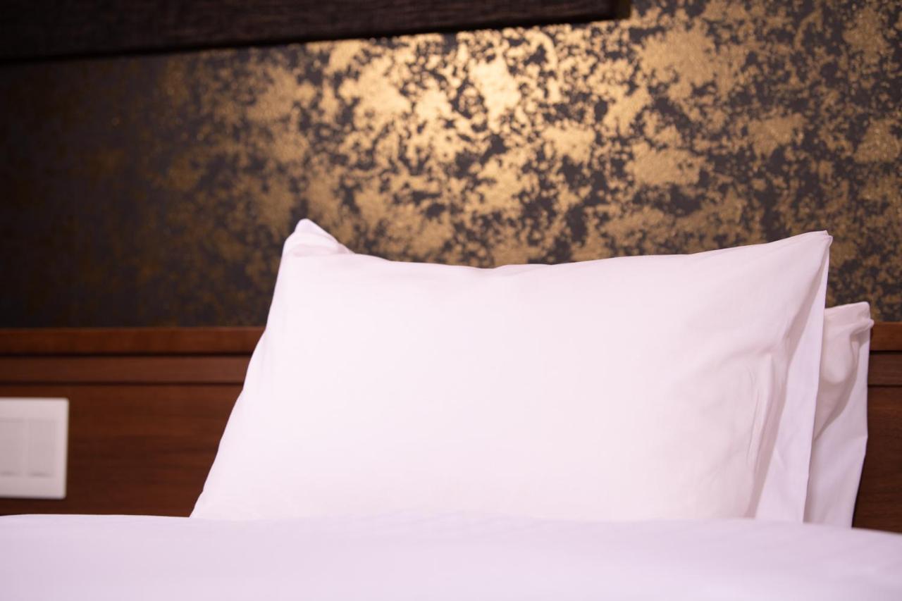 Hotel Celeste Shizuoka Bagian luar foto